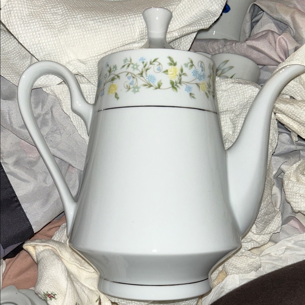 Elegant Floral White Teapot
